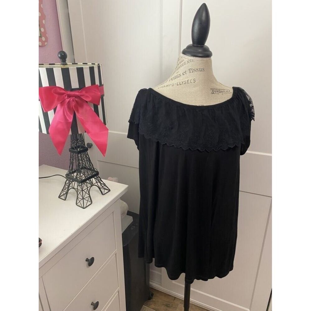 Sun and Moon Womens Top With Wide Lace Trim All‎ Black Large